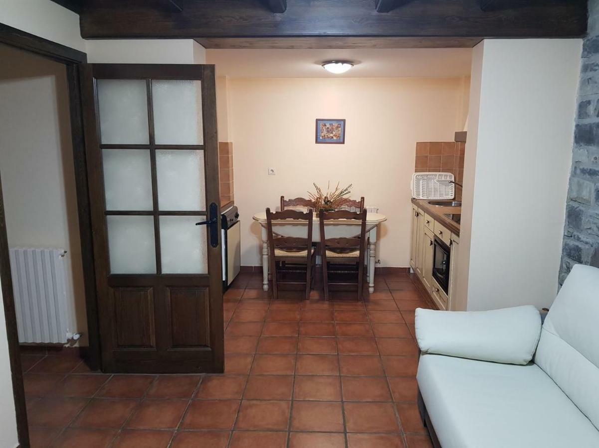 Apartamentos Casa Alcaire Gavín Esterno foto