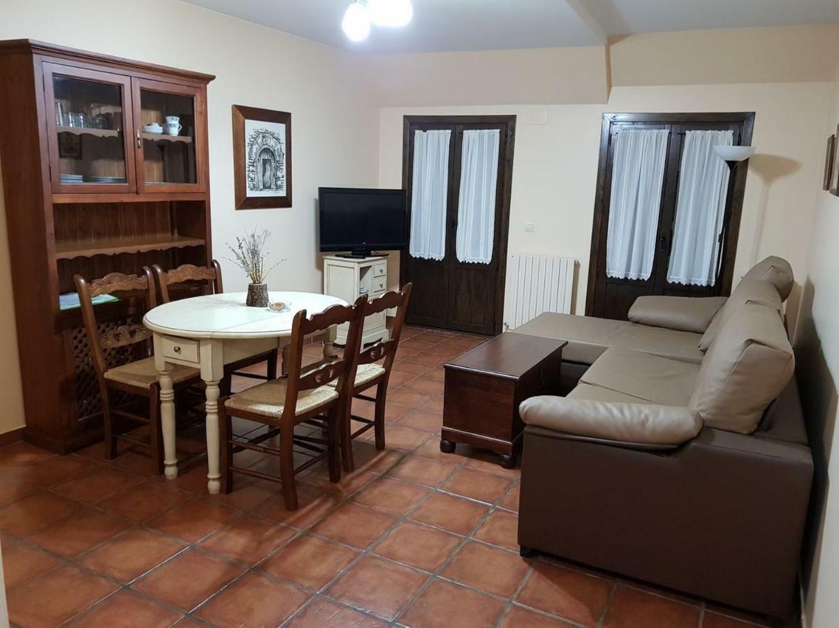 Apartamentos Casa Alcaire Gavín Esterno foto