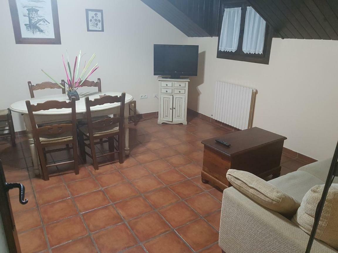 Apartamentos Casa Alcaire Gavín Esterno foto