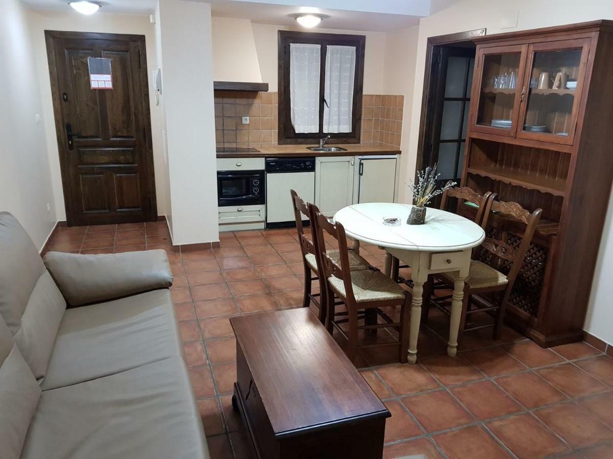 Apartamentos Casa Alcaire Gavín Esterno foto